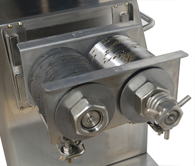 thumbnail image 2 of 3-8mm 10mm 15mm Blade For TECHTONGDA QX / QST-T Meat Cutting Machine - Manual Slicer 2 of 6